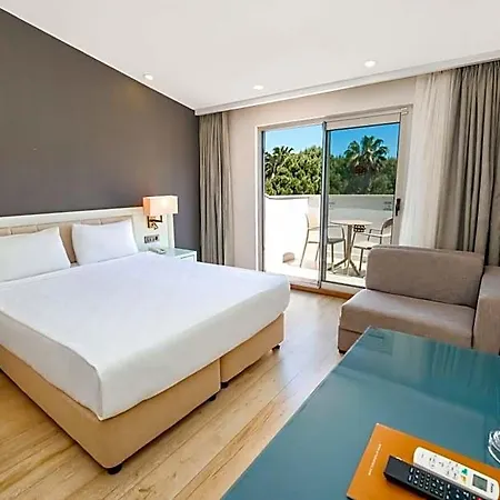 Otel Orka Village Hisaroenue 3*
