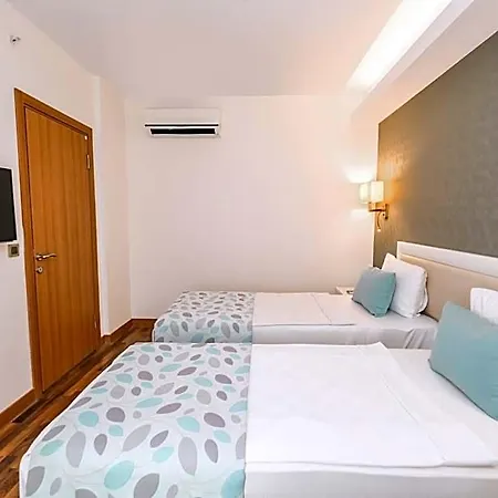 Orka Village Hisaroenue Otel 3*
